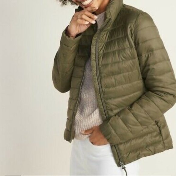 old navy packable puffer jacket